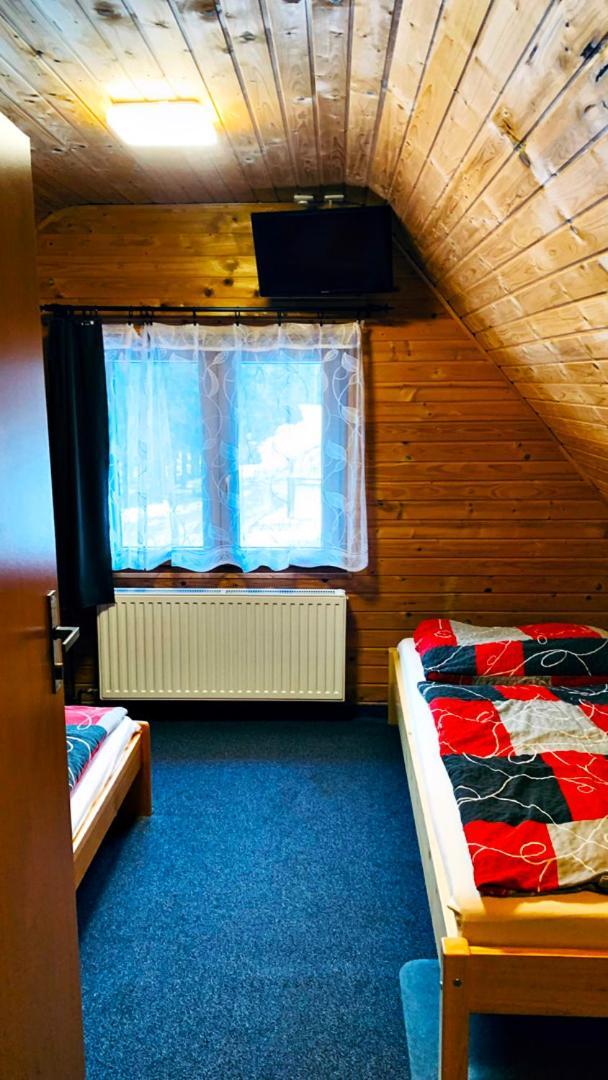 Masarykova Na Beskyde Дерев'яний котедж